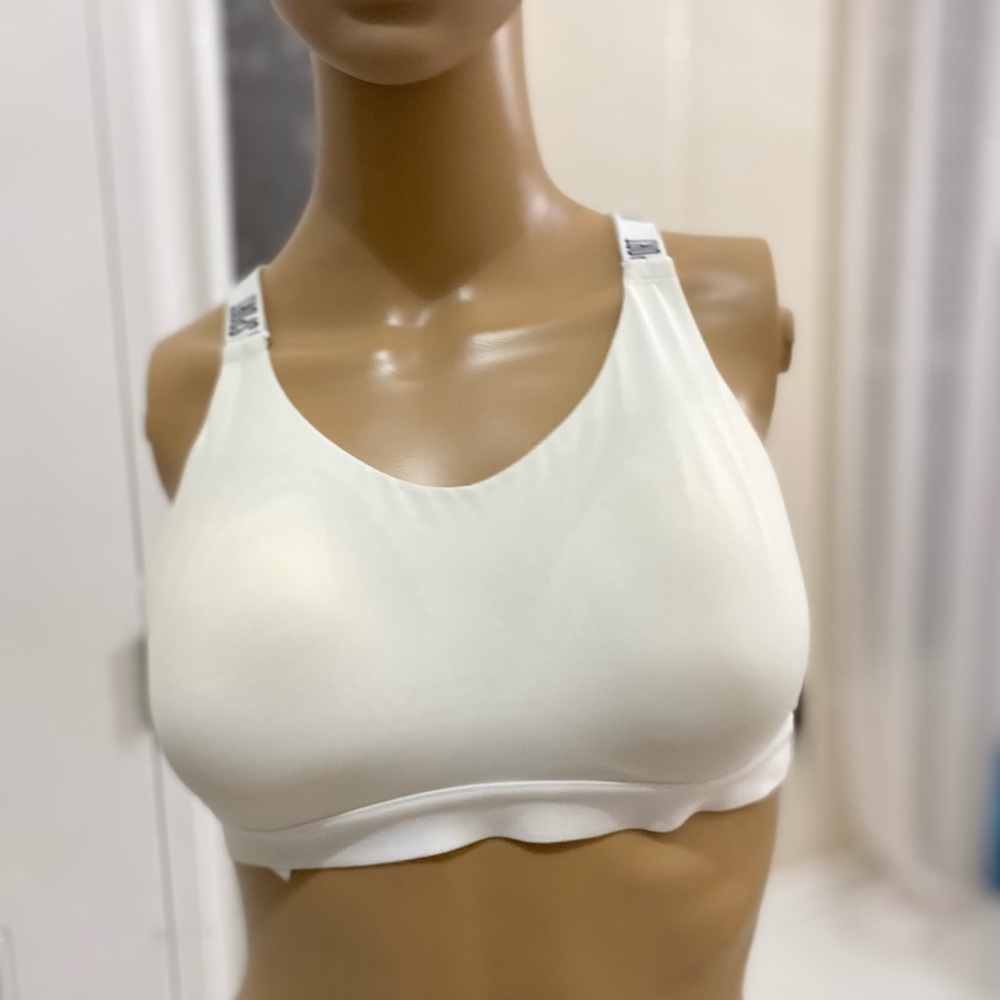 VICTORIA SECRET sport bras size 36B